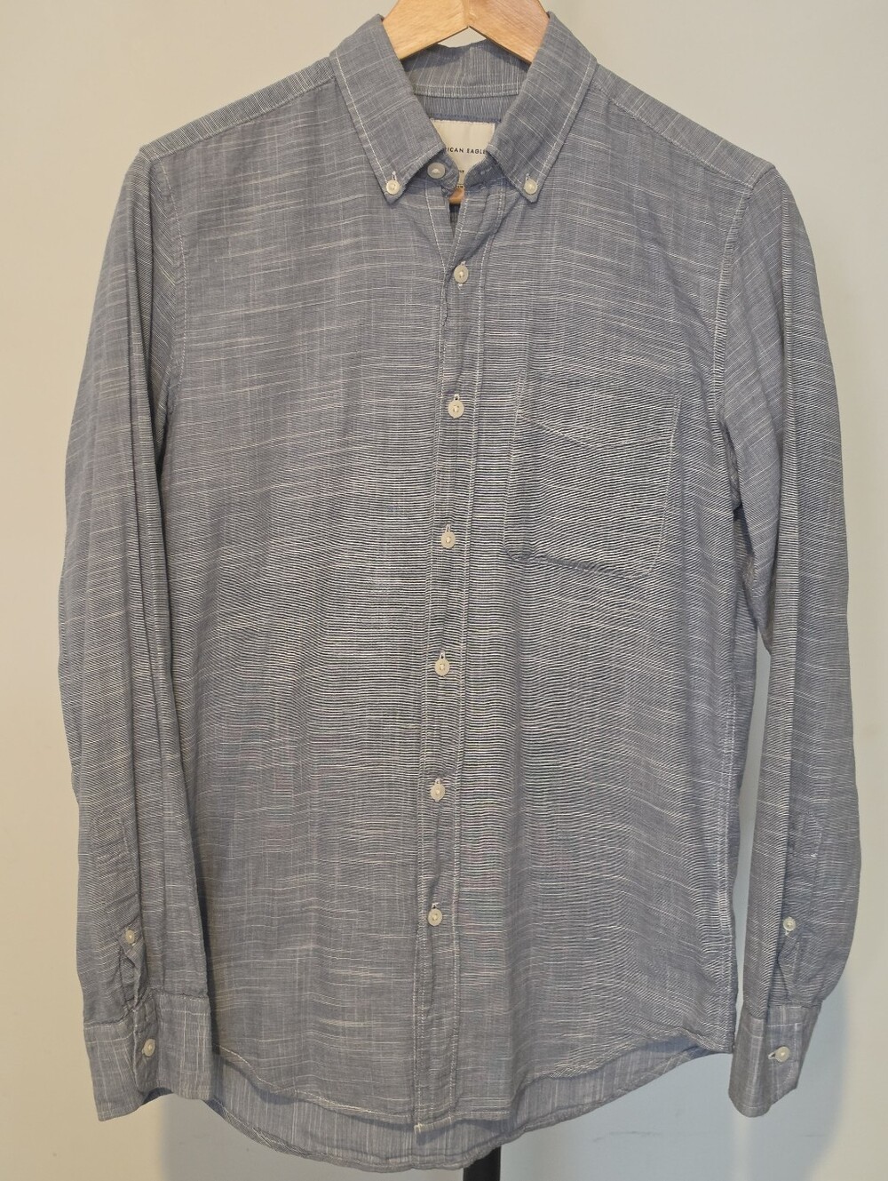 American Eagle Button Down